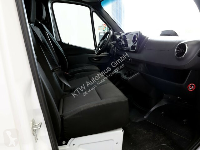 Užitkové vozidlo Mercedes 317...