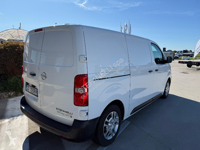 عربة نفعية Opel VIVARO 1.5 120 L2H1