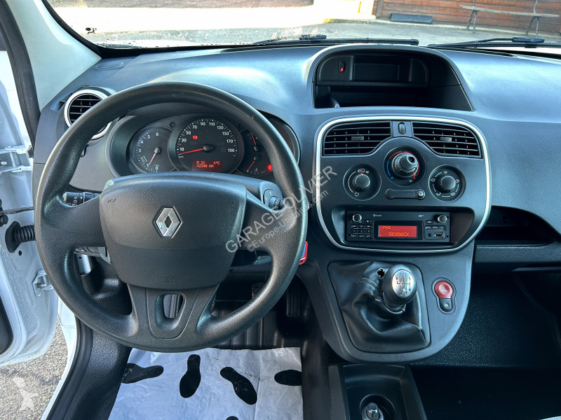 Véhicule utilitaire Renault Maxi Grand Volume...