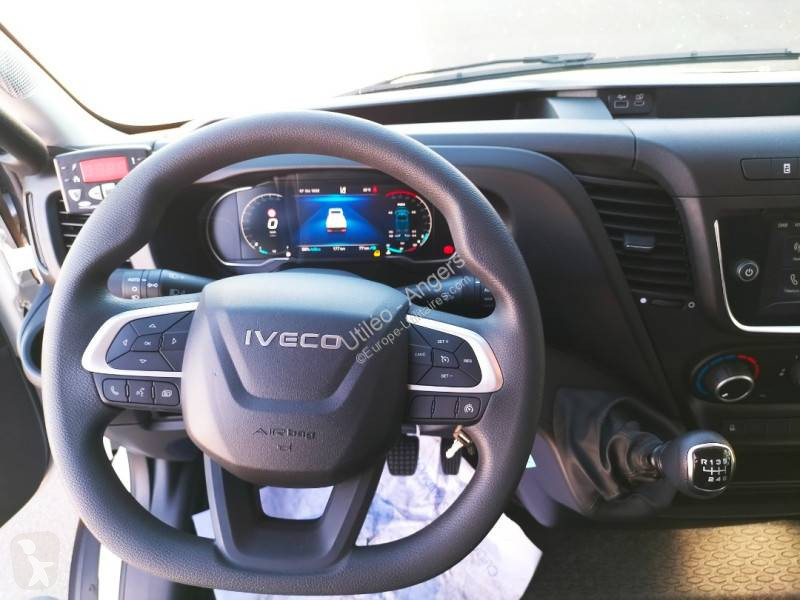 Samochód dostawczy Iveco