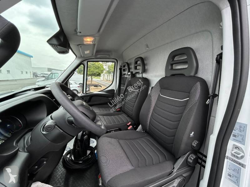 عربة نفعية Iveco