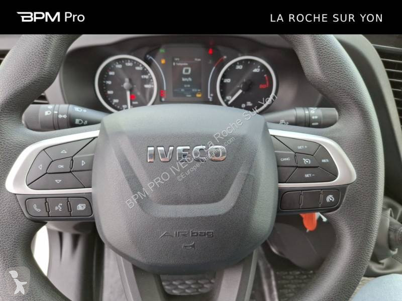 عربة نفعية Iveco
