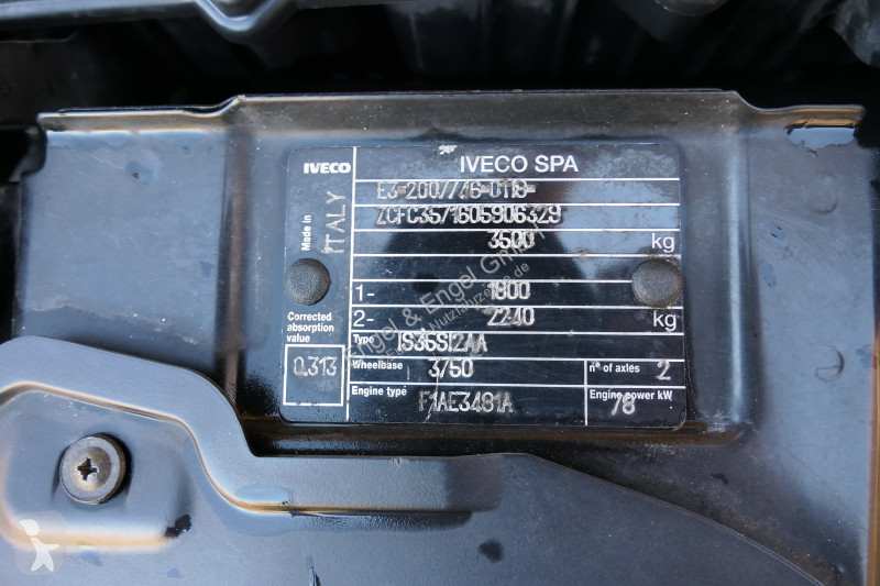 Samochód dostawczy Iveco Daily 35 S11 C30C...