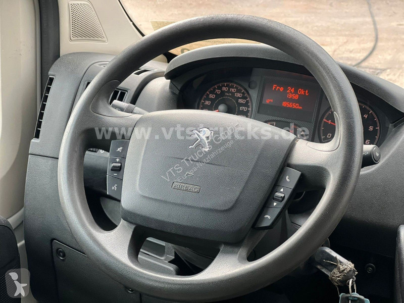 Samochód dostawczy Peugeot DoKa Pritsche HDi...