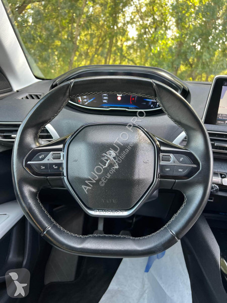 عربة نفعية Peugeot HDI 130CH BVM6 ALLURE