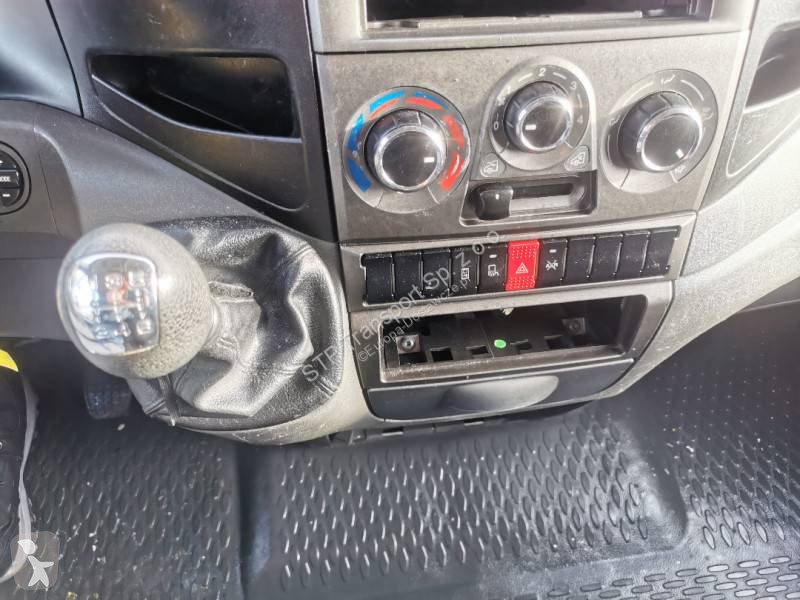 Samochód dostawczy Iveco