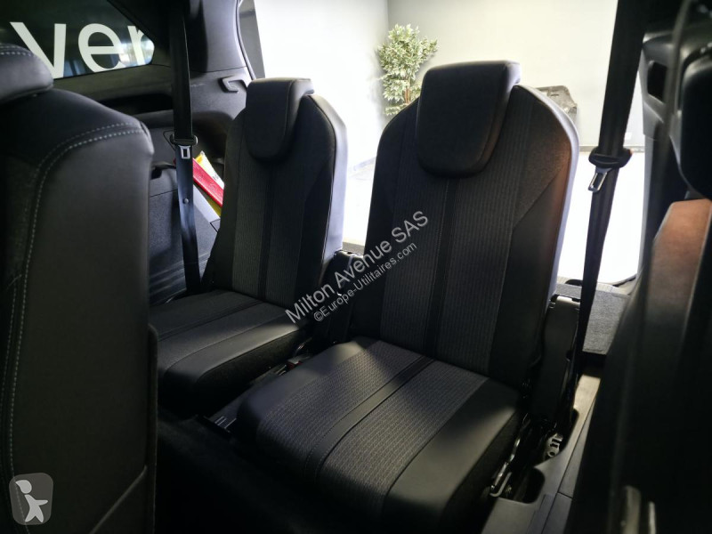 عربة نفعية Peugeot 5008 1.5 BlueHDi - 130 - BV...