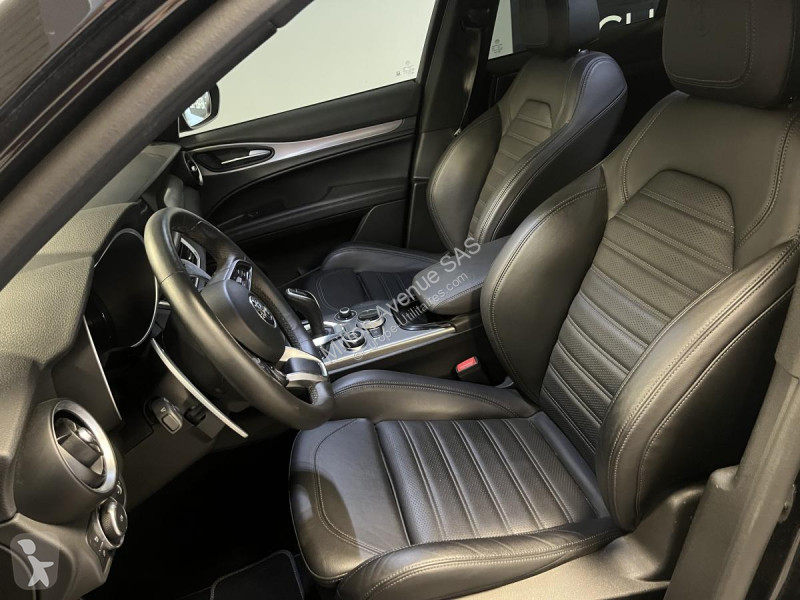 Samochód dostawczy Alfa-Roméo STELVIO 2.2 D -...