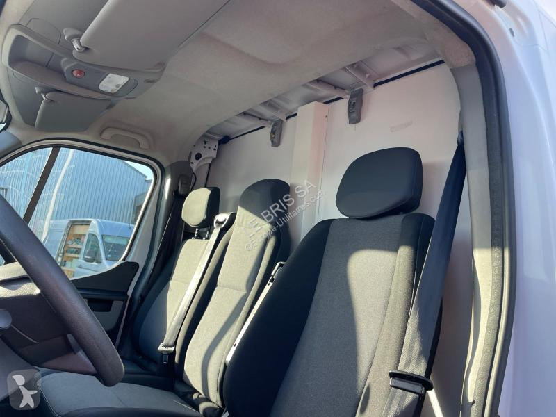 Véhicule utilitaire Renault MASTER 130