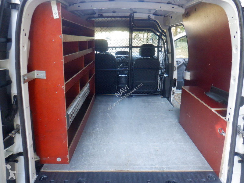 Véhicule utilitaire Renault KANGOO II EXPRESS...