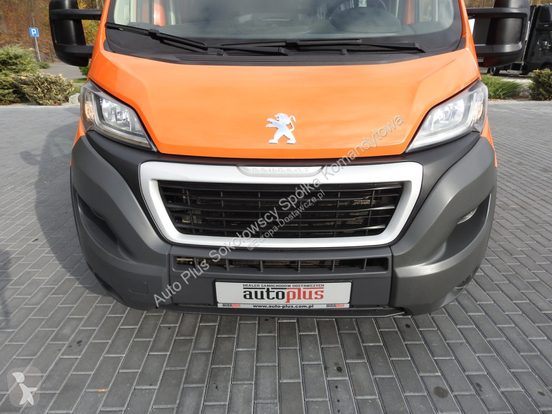 Samochód dostawczy Peugeot  BOXER