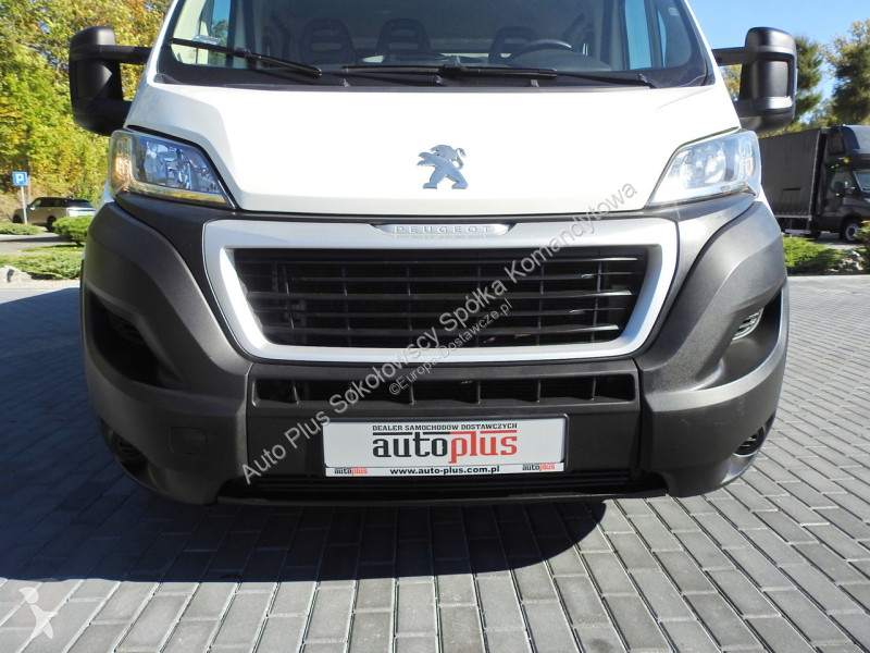 Samochód dostawczy Peugeot  BOXER