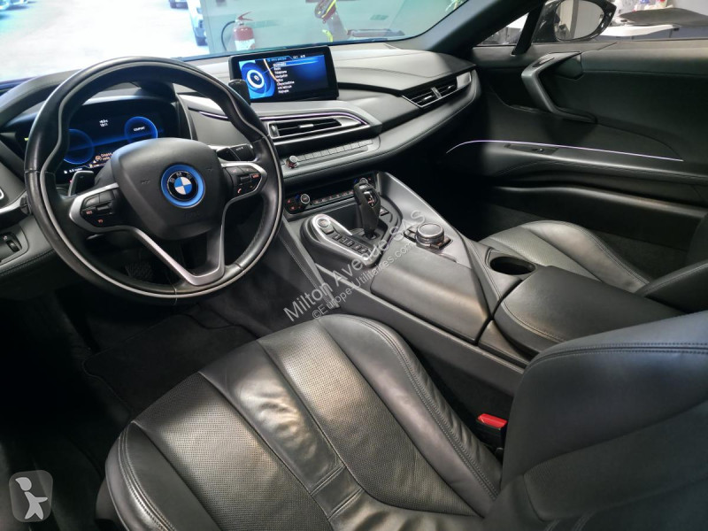 Samochód dostawczy BMW i8 Coupé Pure Impulse...