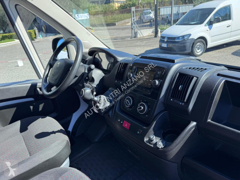 Nyttofordon Peugeot