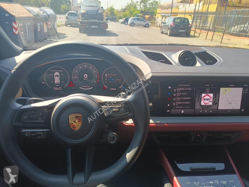Véhicule utilitaire Porsche
