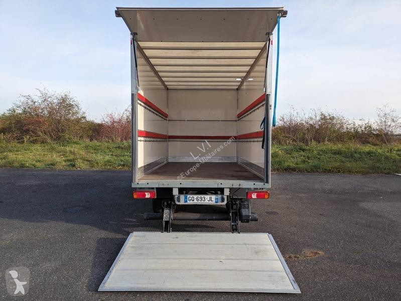 Véhicule utilitaire Iveco CCb 35C16H3.0...