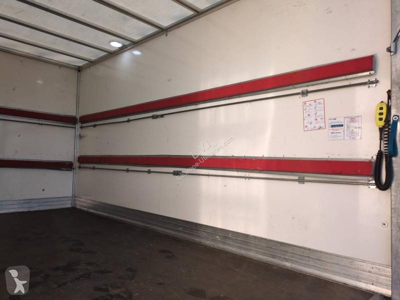 Véhicule utilitaire Iveco CCb 35C16H3.0...