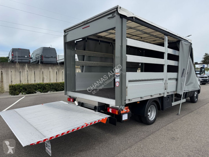 Véhicule utilitaire Iveco