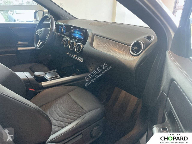 Autoutilitară Mercedes GLA 200 d 8G-DCT