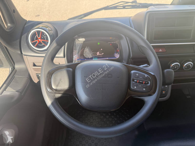 عربة نفعية Fuso 4C15NT1E34T1F 4x2 2023