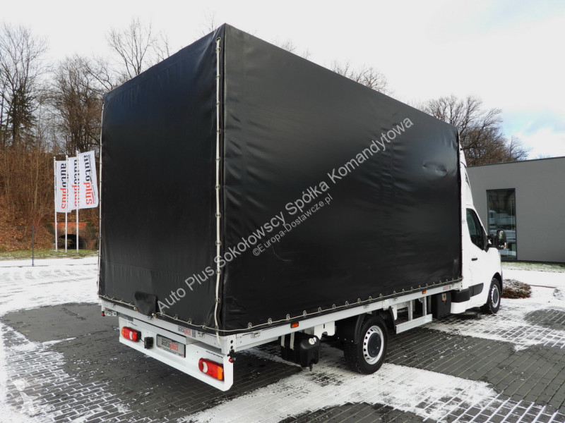 عربة نفعية Renault  MASTER