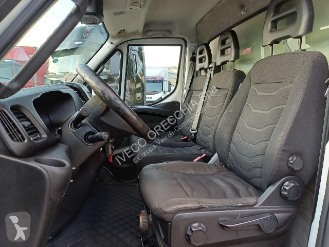 Furgoneta Iveco DAILY 35C13