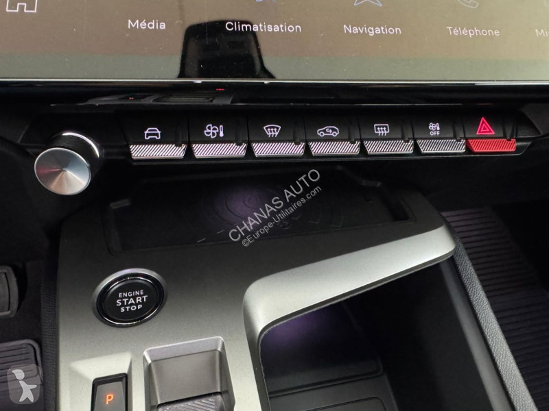 عربة نفعية Peugeot 1.5 BlueHDi 130 Allure EAT8