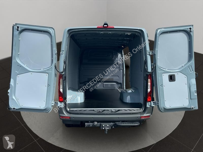 Véhicule utilitaire Mercedes Fg 519 CDI 37 3T5...