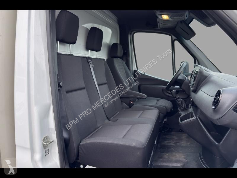 عربة نفعية Mercedes