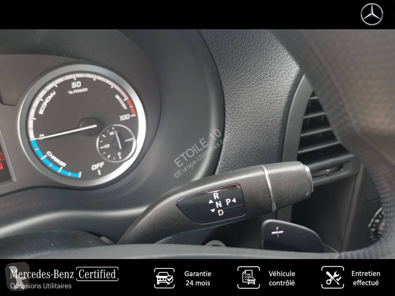 Samochód dostawczy Mercedes EVITO FOURGON 60...