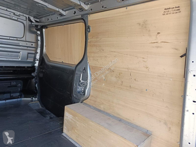عربة نفعية Renault L1H1 DCI 130 GRAND CONFORT