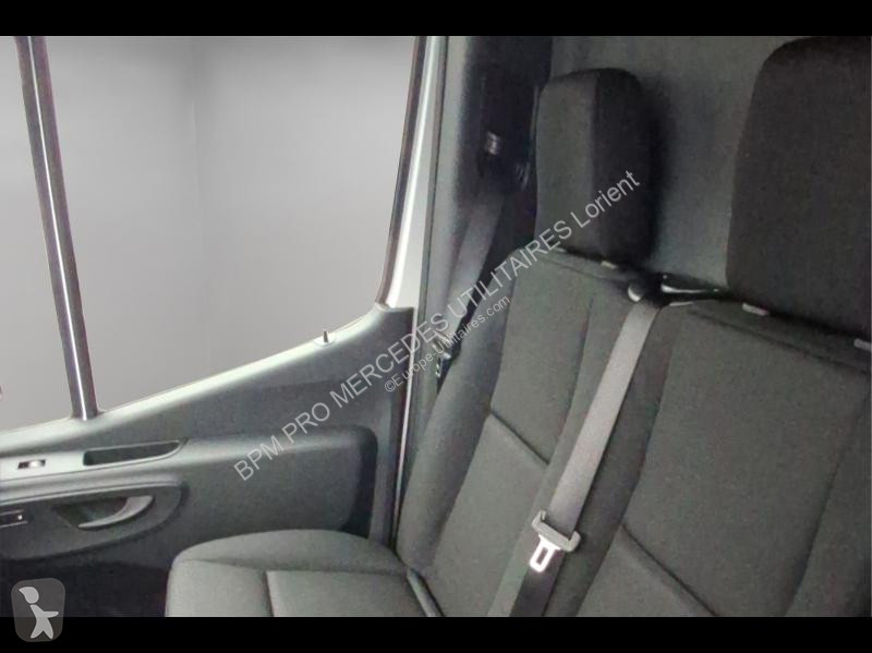 Véhicule utilitaire Mercedes Sprinter Fg 320 43...