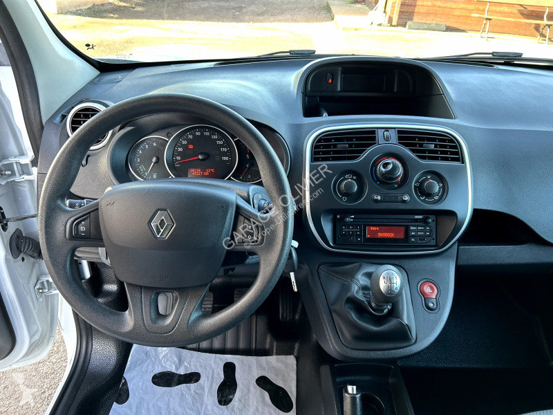 Véhicule utilitaire Renault 1.5 Blue dci 80...