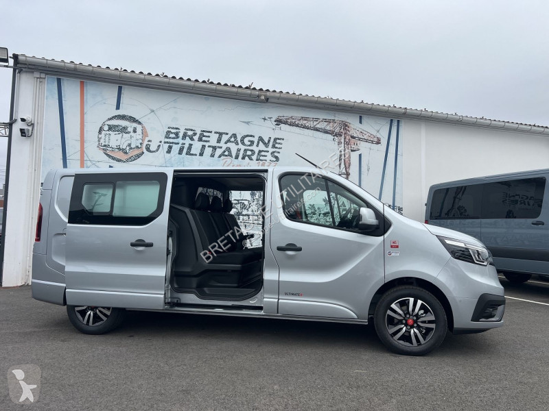 Véhicule utilitaire Renault TRAFIC III FG NEUF:...