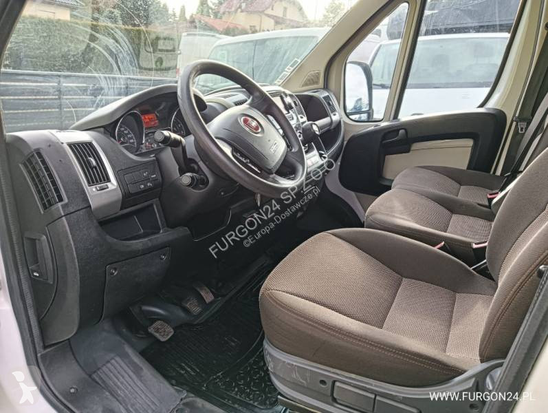 Samochód dostawczy Fiat