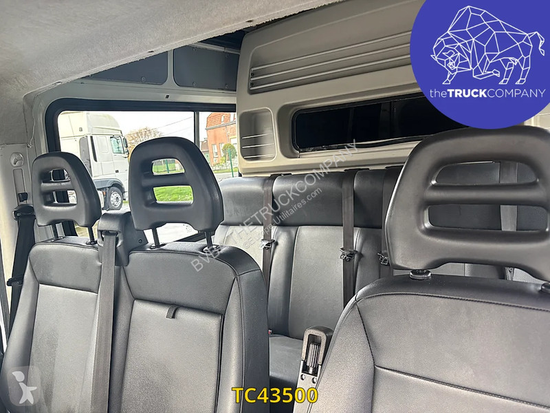 Iveco 35C15V12 Double cab 7 places Transporter