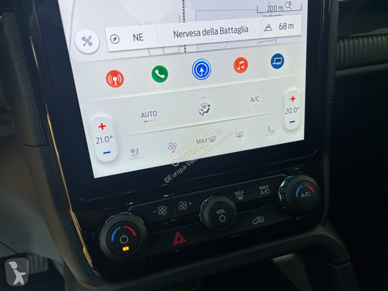 Samochód dostawczy Ford VIII