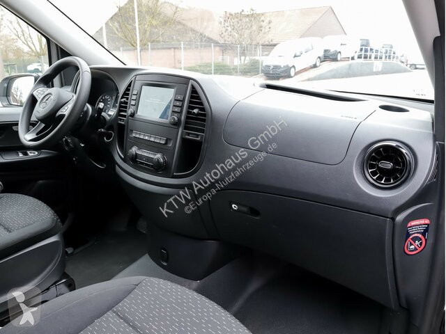 عربة نفعية Mercedes Vito 114...