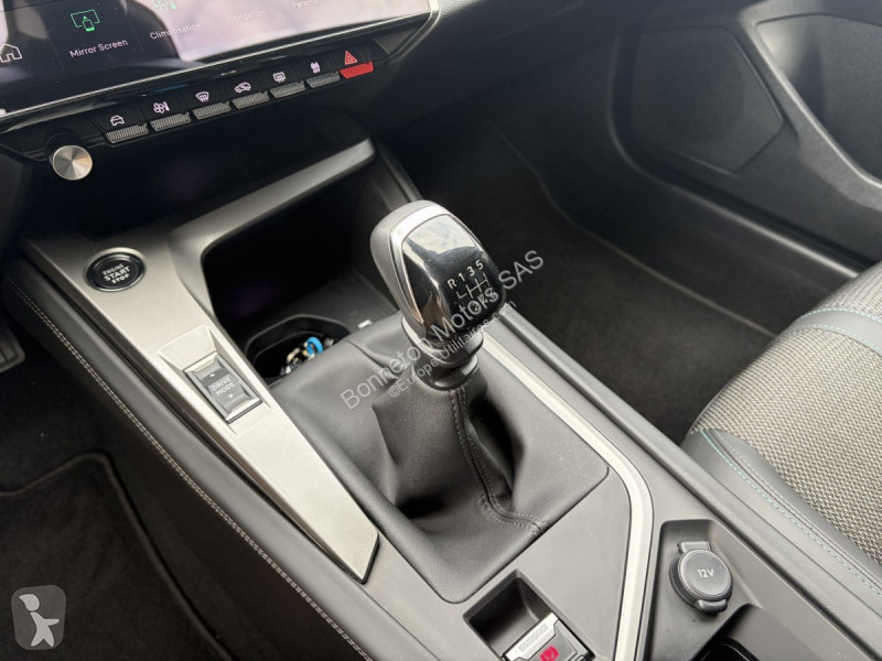 عربة نفعية Peugeot 308 (3) PureTech 130 S&S ALLURE