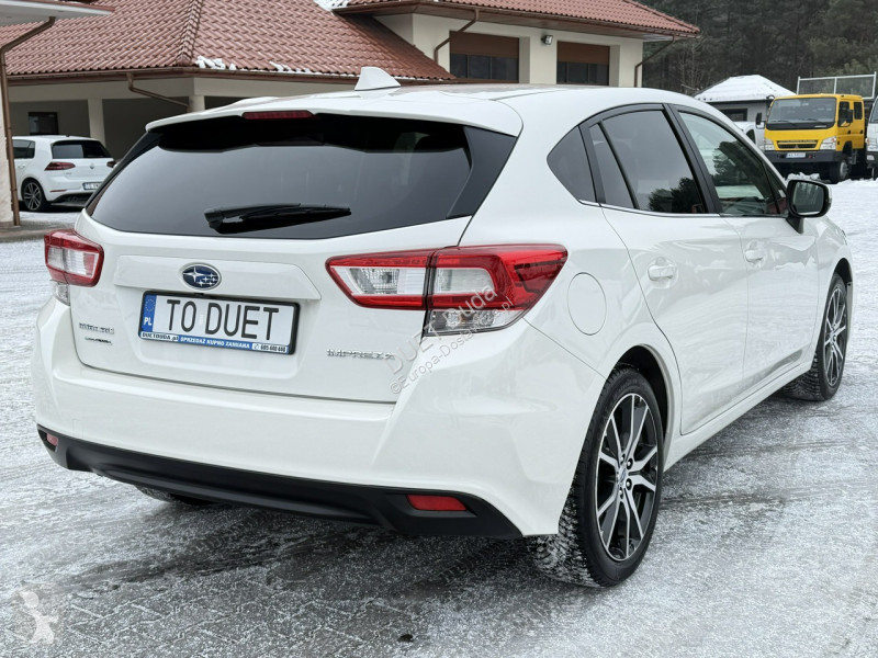 Лекотоварен автомобил Subaru