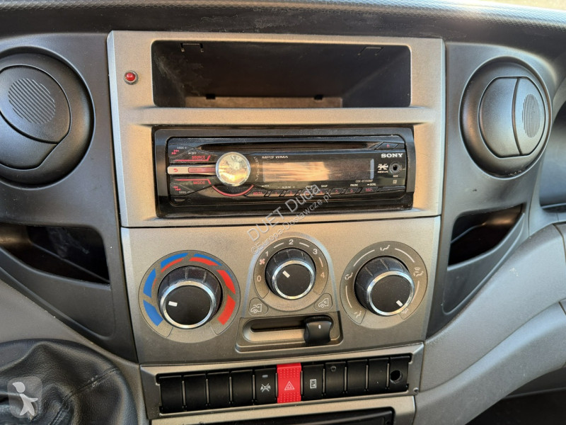 Samochód dostawczy Iveco 70C18 V H
