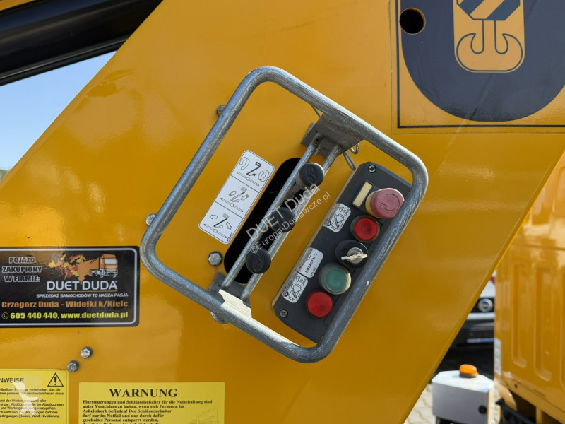 Nissan  Transporter