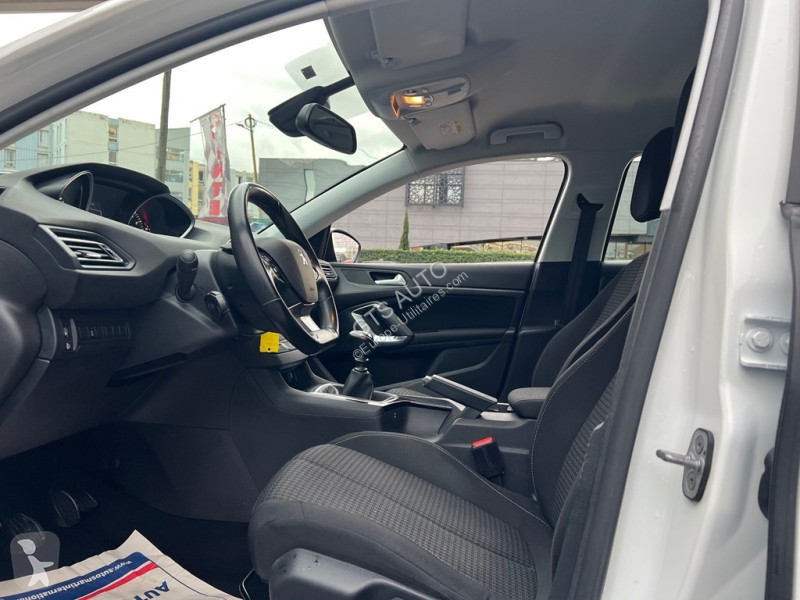 Peugeot 1.2 PURETECH 110CH S&S ACTIVE PACK...