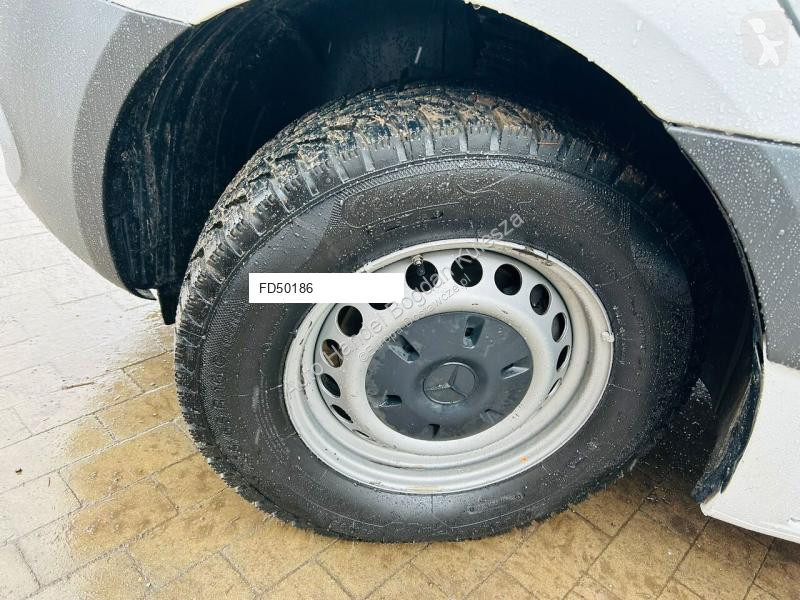 Furgoneta Mercedes