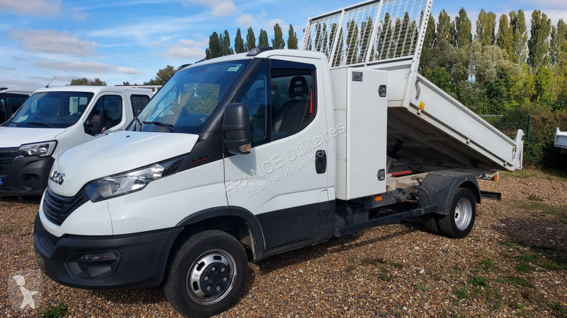 Véhicule utilitaire Iveco DAILY BENNE ACIER JPM...