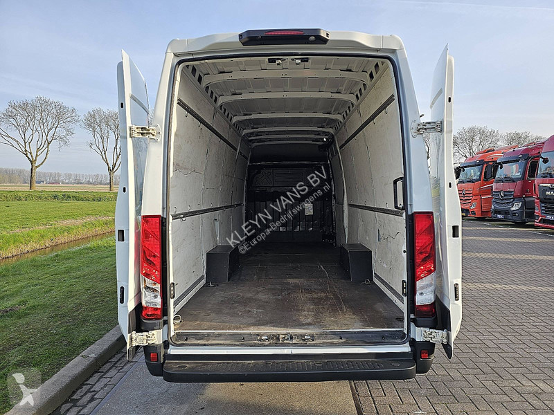 عربة نفعية Iveco 35S16 L4H2 Navi Camera AC!