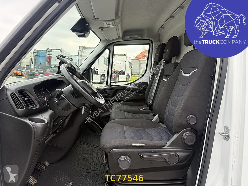 Nyttofordon Iveco 35S18V12