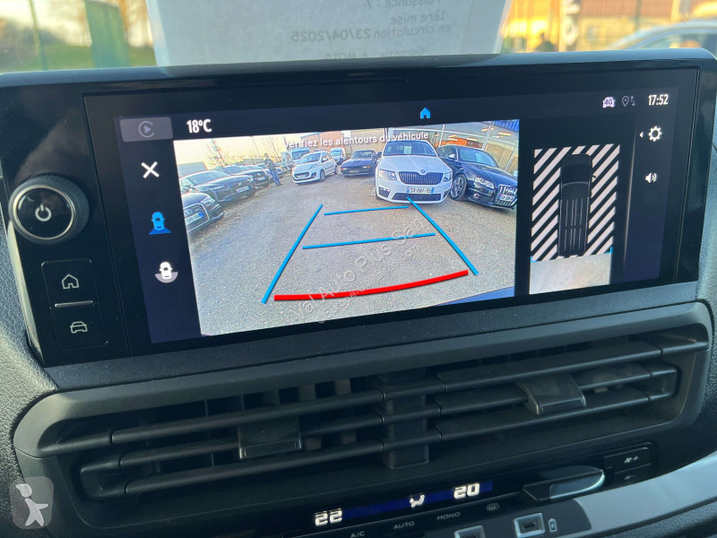 Samochód dostawczy Toyota