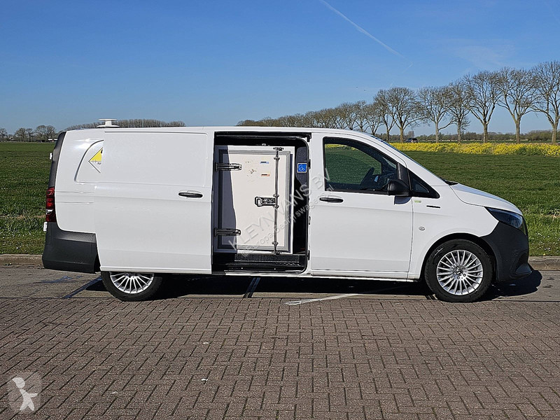 Samochód dostawczy Mercedes XL Vebabox 60 kWh