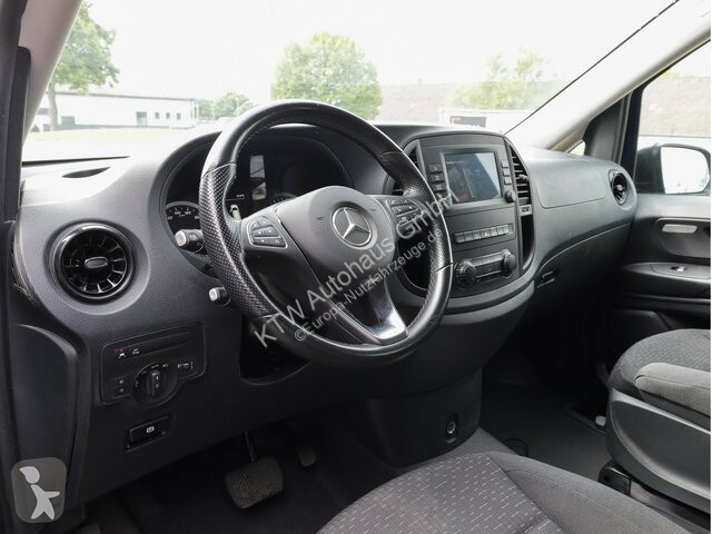 Véhicule utilitaire Mercedes Vito 114...